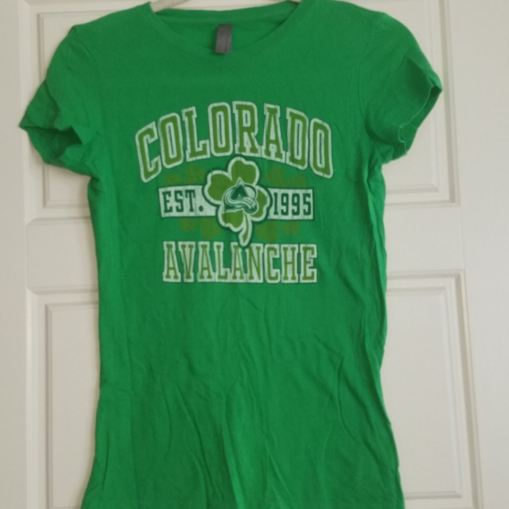 Colorado Avalanche shirt